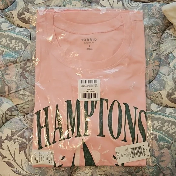 🎉HPx2🎉 Hamptons Tee - Picture 2 of 4